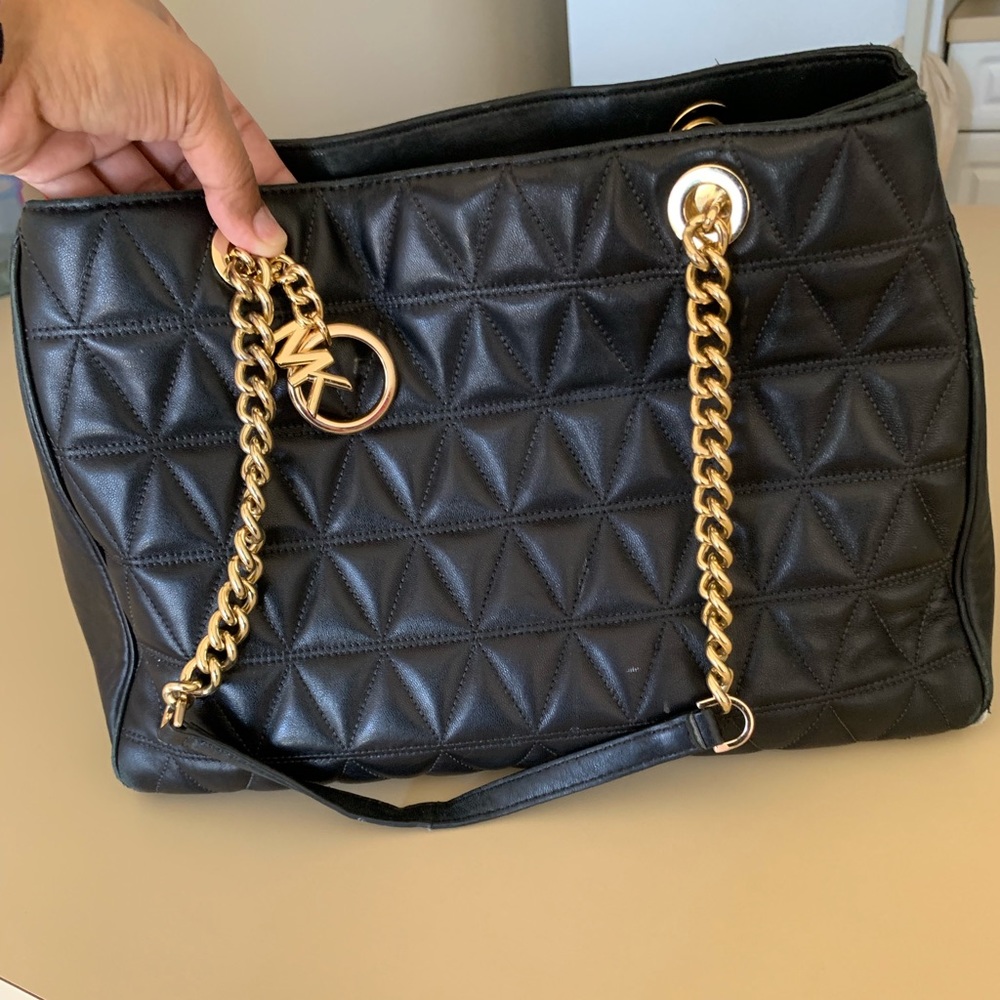 Michael Kors black hand bag